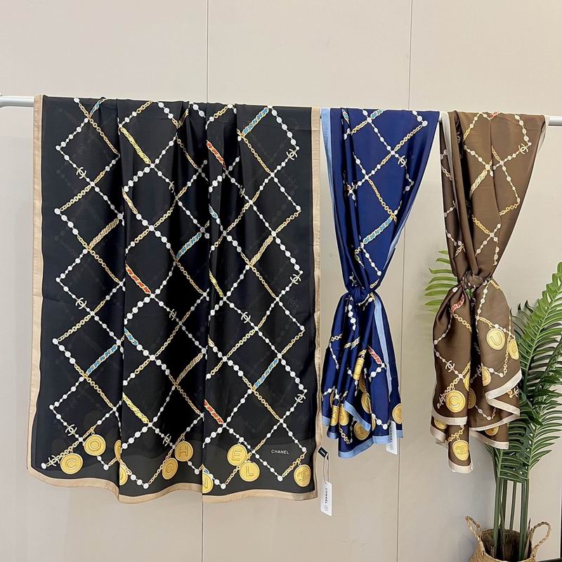 Chanel silk scarf 90-180cm E02